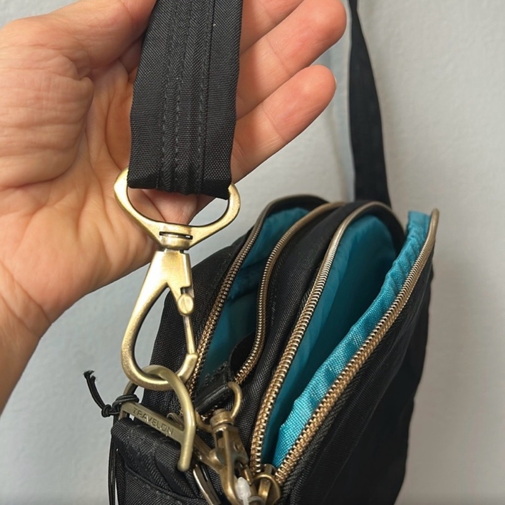 Travelon Black Crossbody Anti-Theft Nylon Bag - Picture 8 of 10